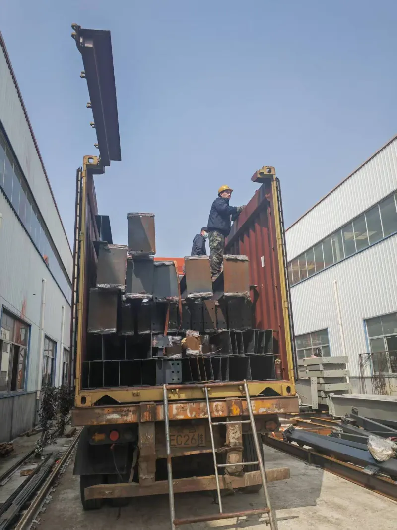 Užsienio infrastruktūros statybų palaikymas! Čingdao Liweiyuan plieno konstrukcija sėkmingai išsiuntė trijų aukštų biurų pastato projektą į Malaiziją