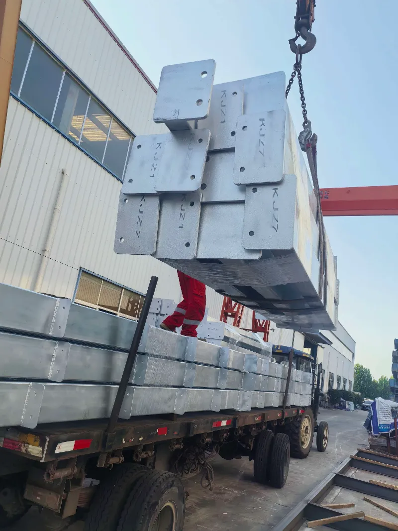 Kuriame naujus horizontus! Čingdao Liweiyuan plieno konstrukcija sėkmingai išsiuntė Urugvajaus logistikos sandėlio projekto komponentus